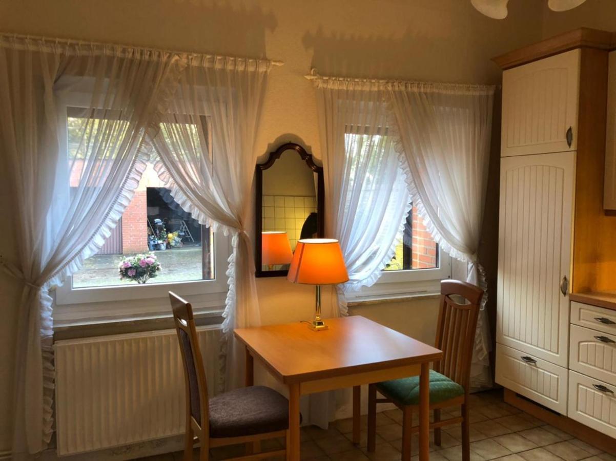 Апартаменты Haus Luise Monteure Дельменхорст Экстерьер фото