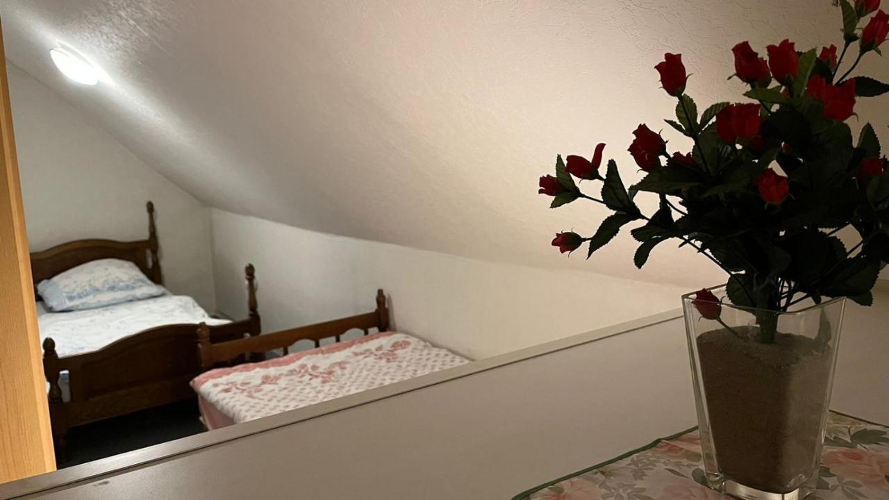 Апартаменты Haus Luise Monteure Дельменхорст Экстерьер фото